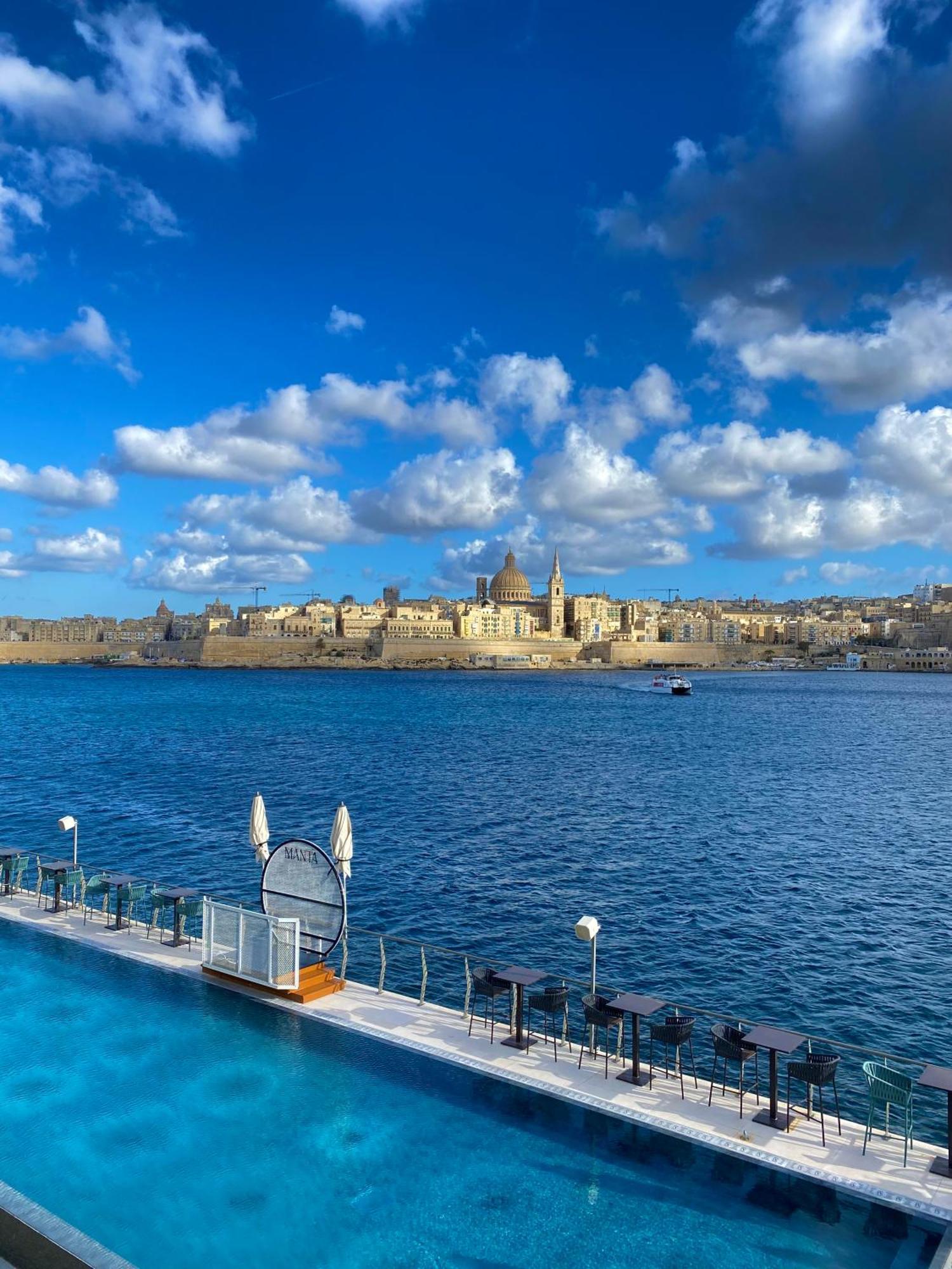 Tigne Sliema Three Bedrooms Apartment Extérieur photo