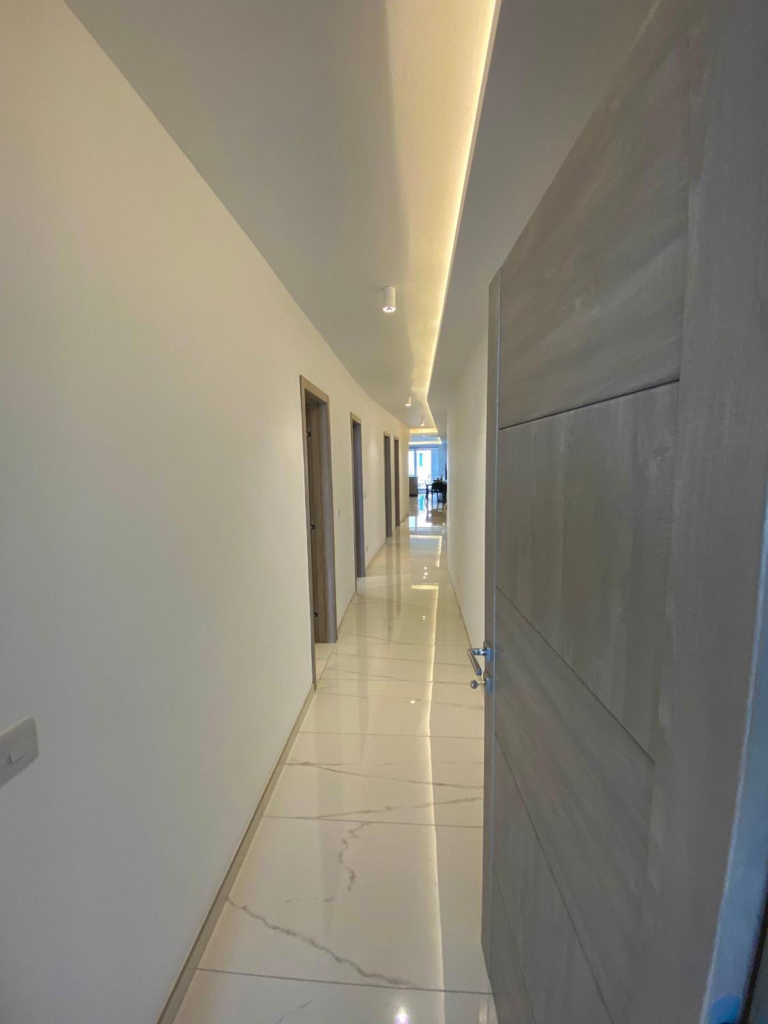 Tigne Sliema Three Bedrooms Apartment Extérieur photo