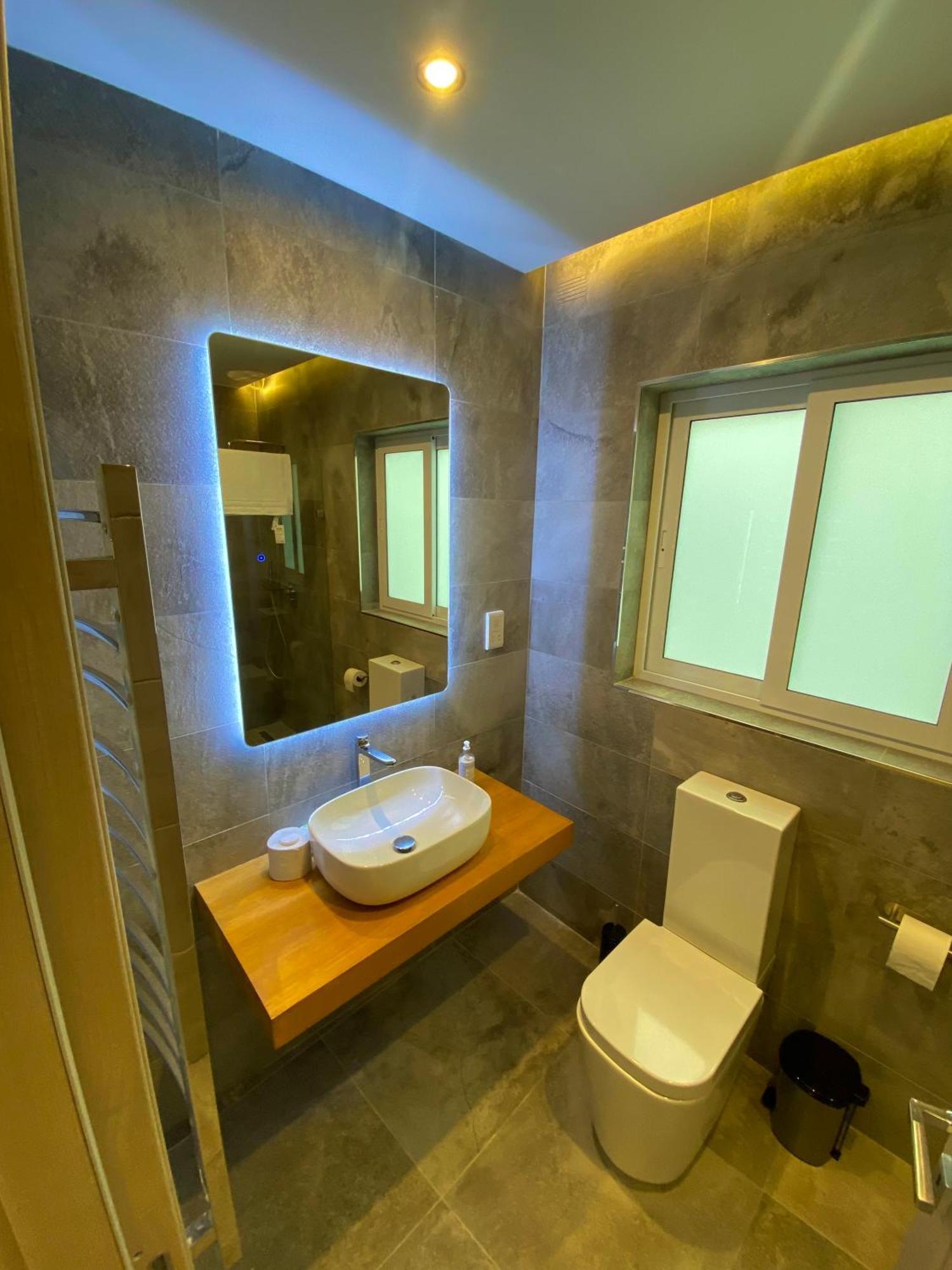 Tigne Sliema Three Bedrooms Apartment Extérieur photo