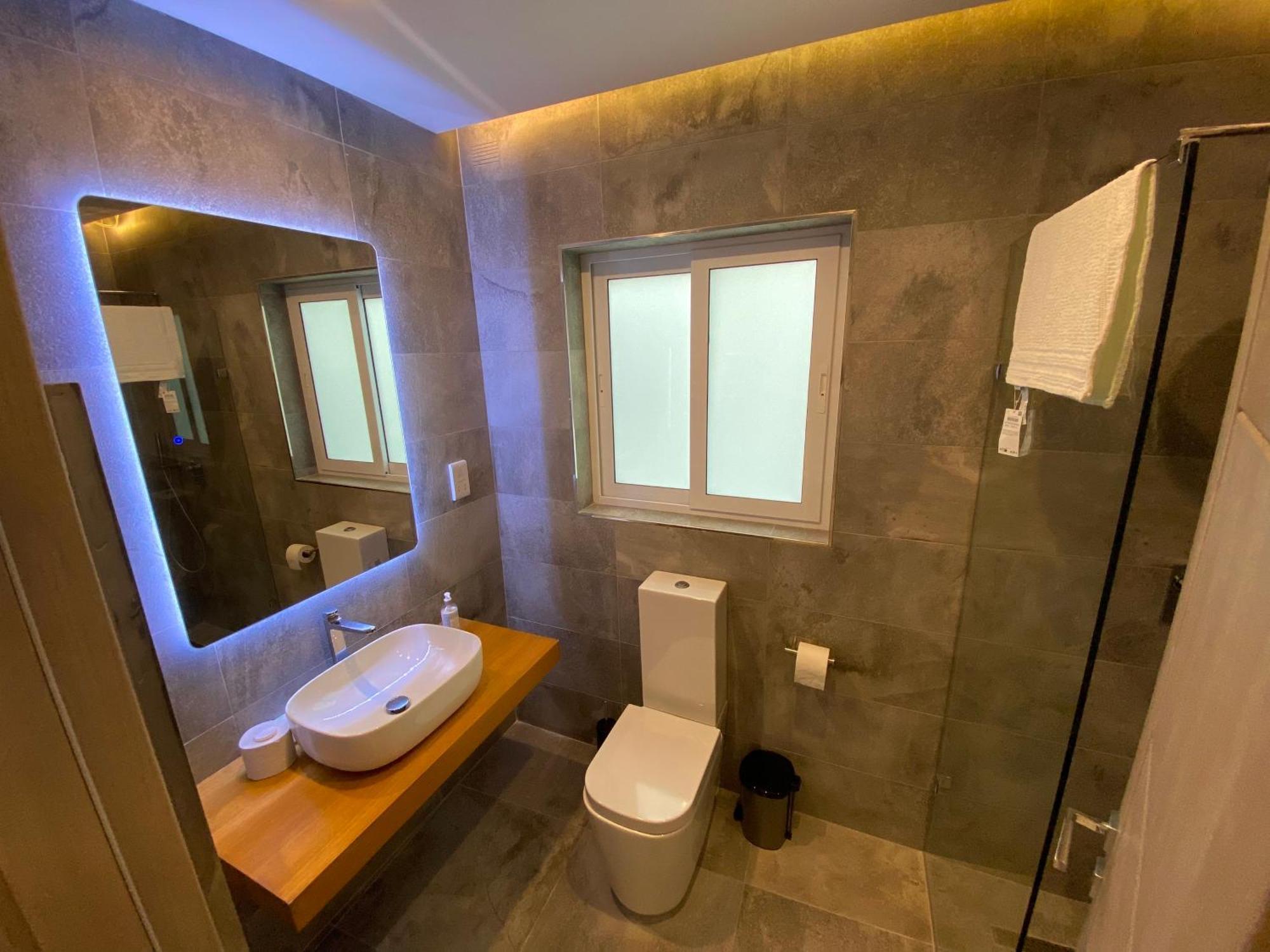 Tigne Sliema Three Bedrooms Apartment Extérieur photo