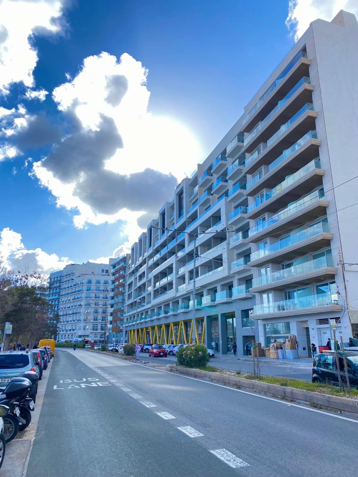 Tigne Sliema Three Bedrooms Apartment Extérieur photo