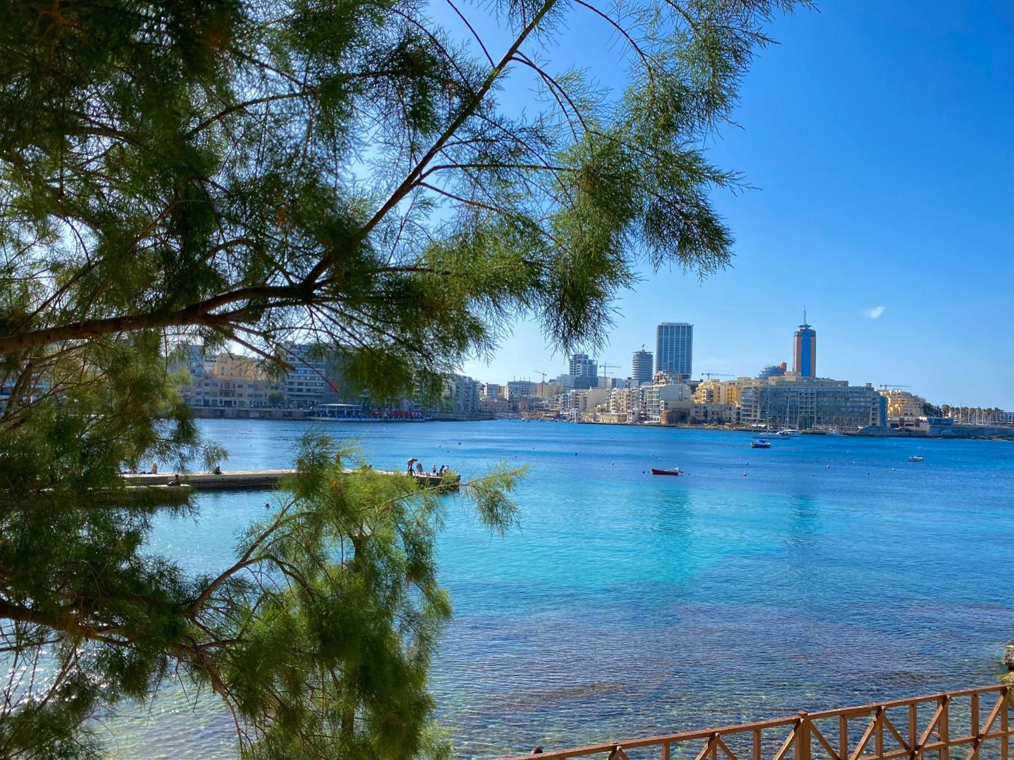 Tigne Sliema Three Bedrooms Apartment Extérieur photo